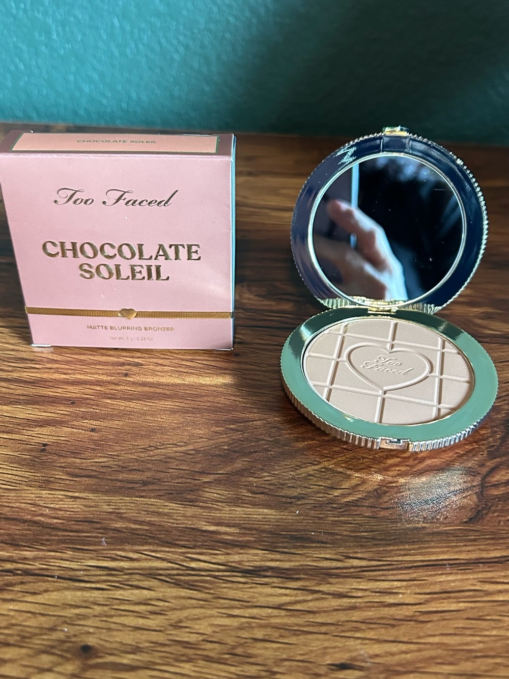 NWT Too Faced Chocolate Soleil Matte Blurring Bronzer - Light/Beige